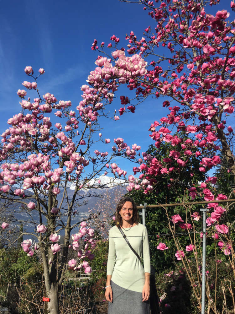 Portrait Fabienne Mathier in der Natur